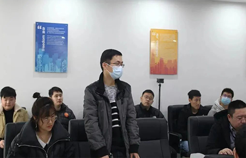 歡迎新同事加入羚控，和我們一起“飛行”！